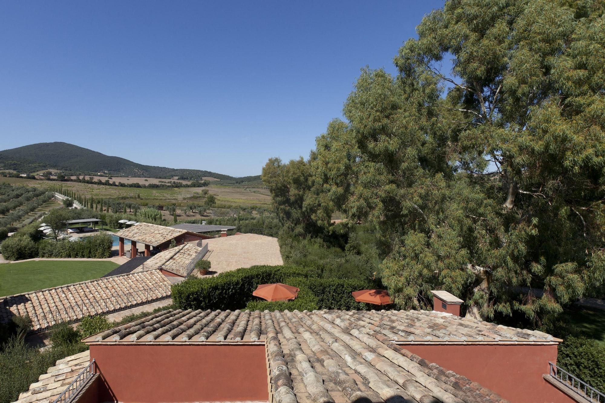 Locanda Rossa Capalbio Exterior photo